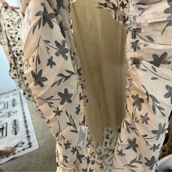 🖤 Tribal Femme Black & White Floral Maxi Dress Sz M | Tiered Sleeveless Sundress - Picture 7 of 11